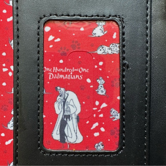 🆕 Loungefly x Disney 101 Dalmatians Classic Books Zip-Around Wallet - Picture 5 of 13